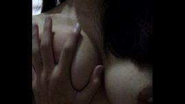 เด็ดจริงวัยรุ่นหลุดมาผู้หญิงนมใหญ่สุดๆขึ้นขย่มให้เองมันส์จริงๆ